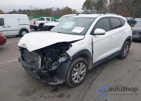 2020 Hyundai Tucson Value z USA, uszkodzony, nr VIN KM8J33A43LU097797
